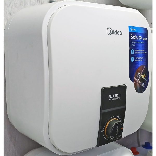 Водонагреватель Midea на 15 литров