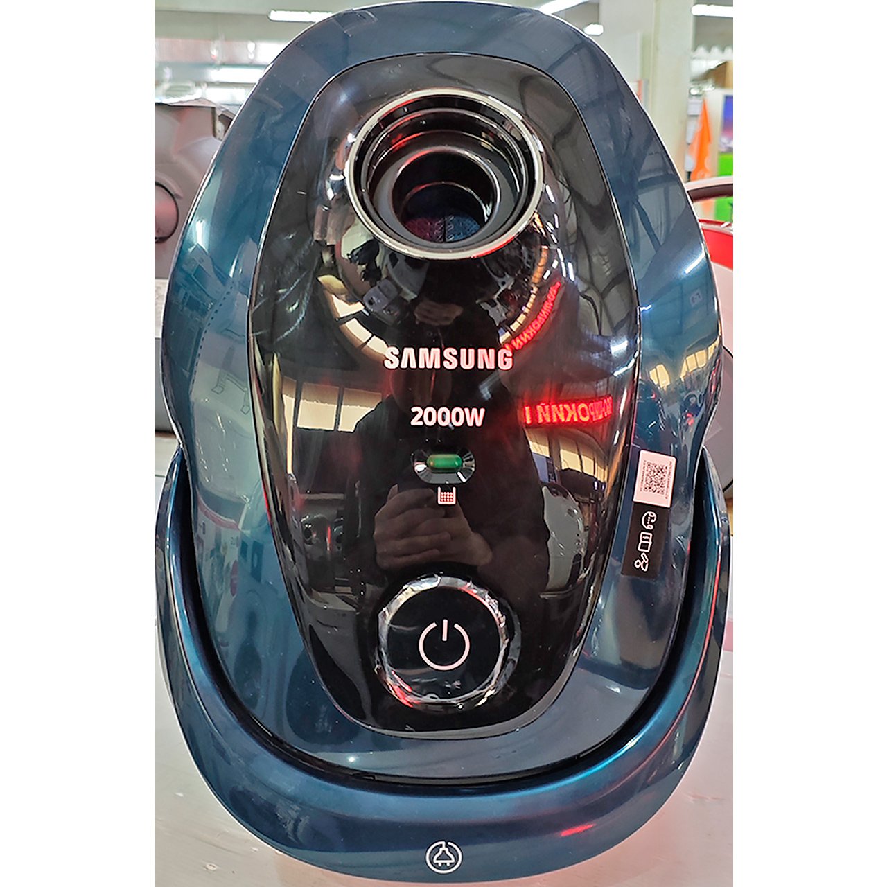 Пылесос Samsung мощностью 2000 Вт
