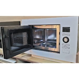 Встраиваемая микроволновка Midea мощностью 800 Вт