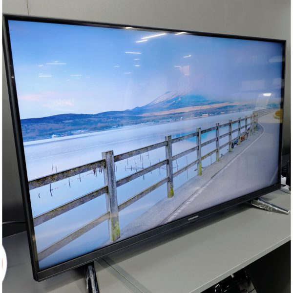 Телевизор Grundig 4K UHD 110 см