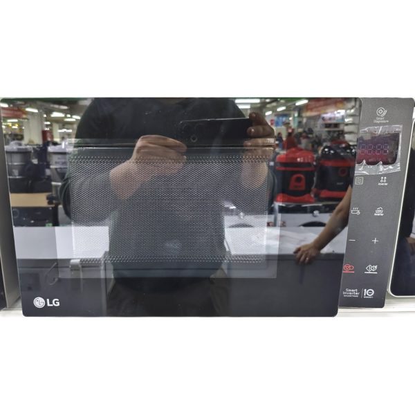 Микроволновка LG мощностью 800Вт