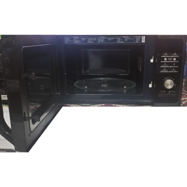 Микроволновка Samsung мощностью 1150 Вт
