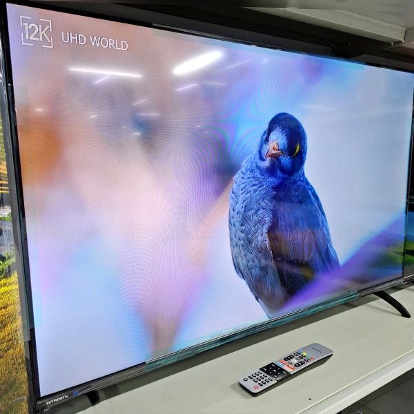 Телевизор Skyworth FullHD 110 см