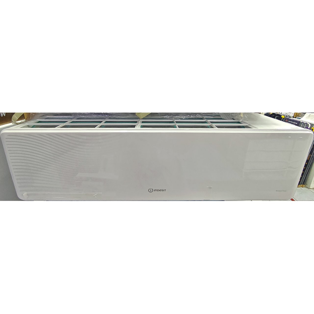 Кондиционер Indesit на 60 квадратов