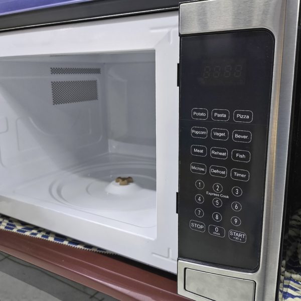 Микроволновка Sokany мощностью 1400 Вт