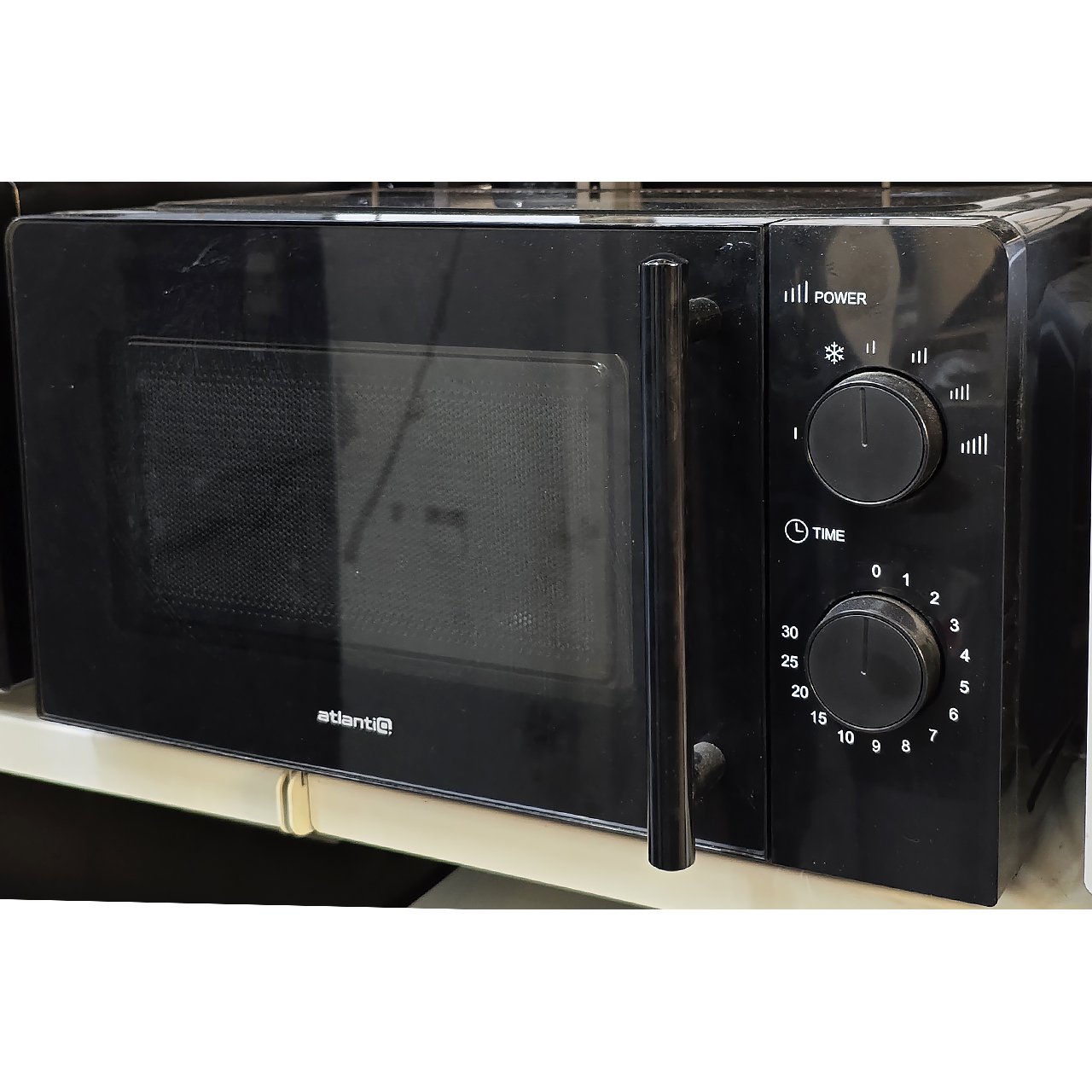 Микроволновка Atlantic мощностью 1100 Вт