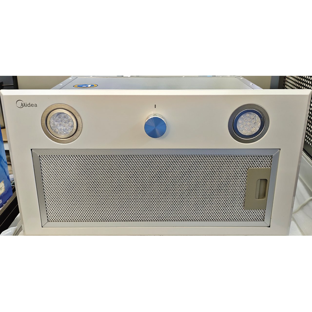 Вытяжка встраиваемая Midea