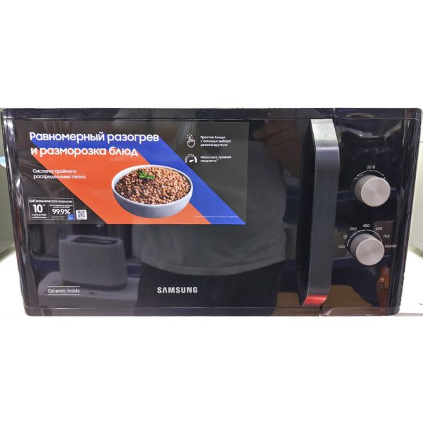 Микроволновка Samsung мощностью 1150 Вт