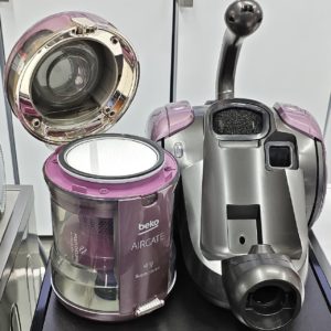 Пылесос BEKO мощностью 800 Вт