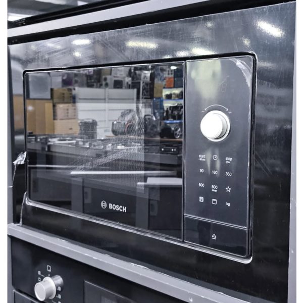 Встраиваемая микроволновка BOSCH мощностью 900 Вт