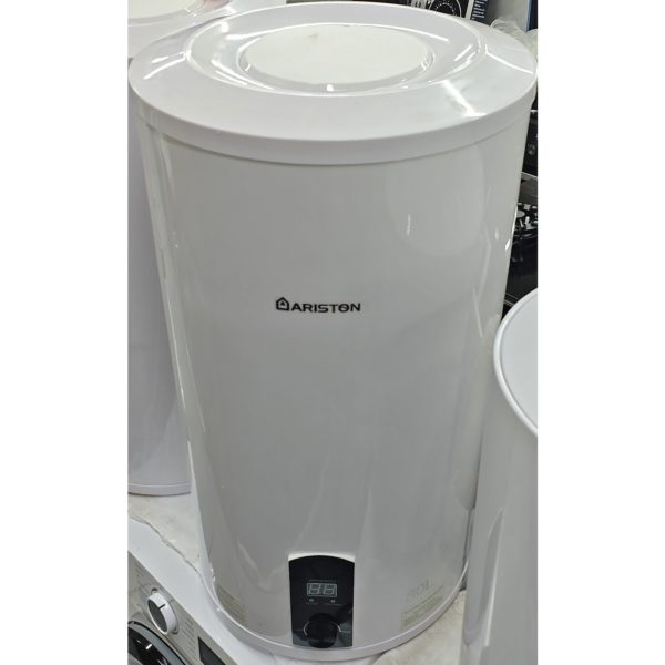 Водонагреватель Ariston на 80 литров
