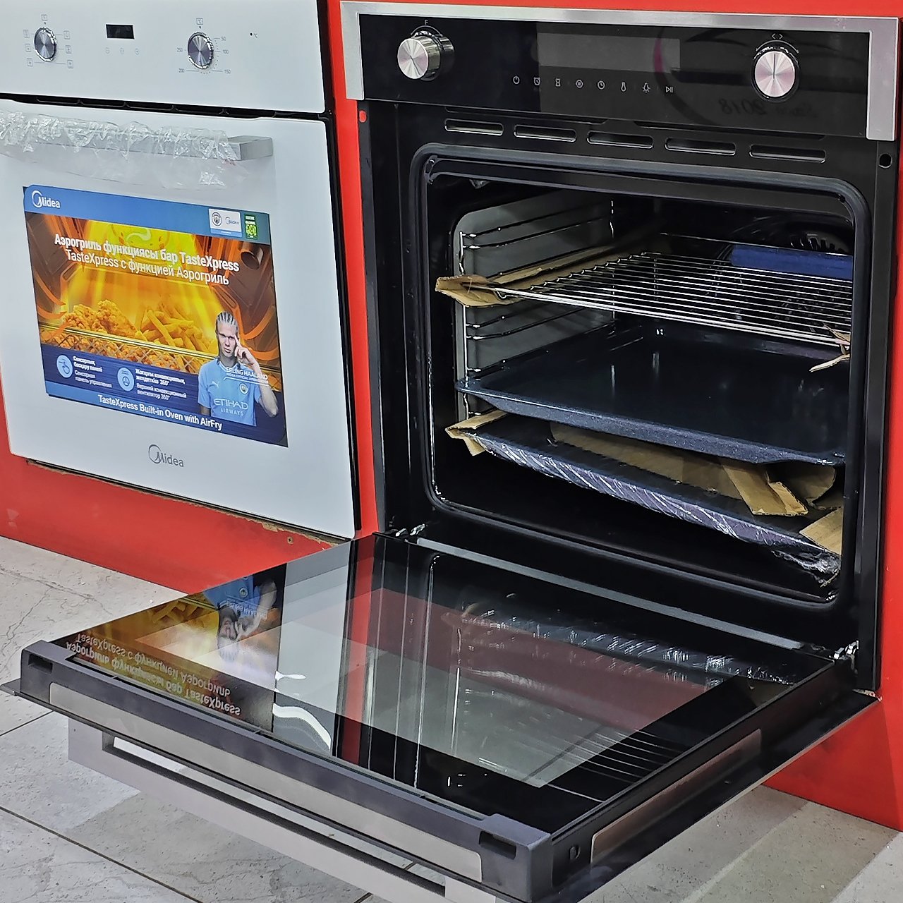 Духовой шкаф Midea объемом 72 литра