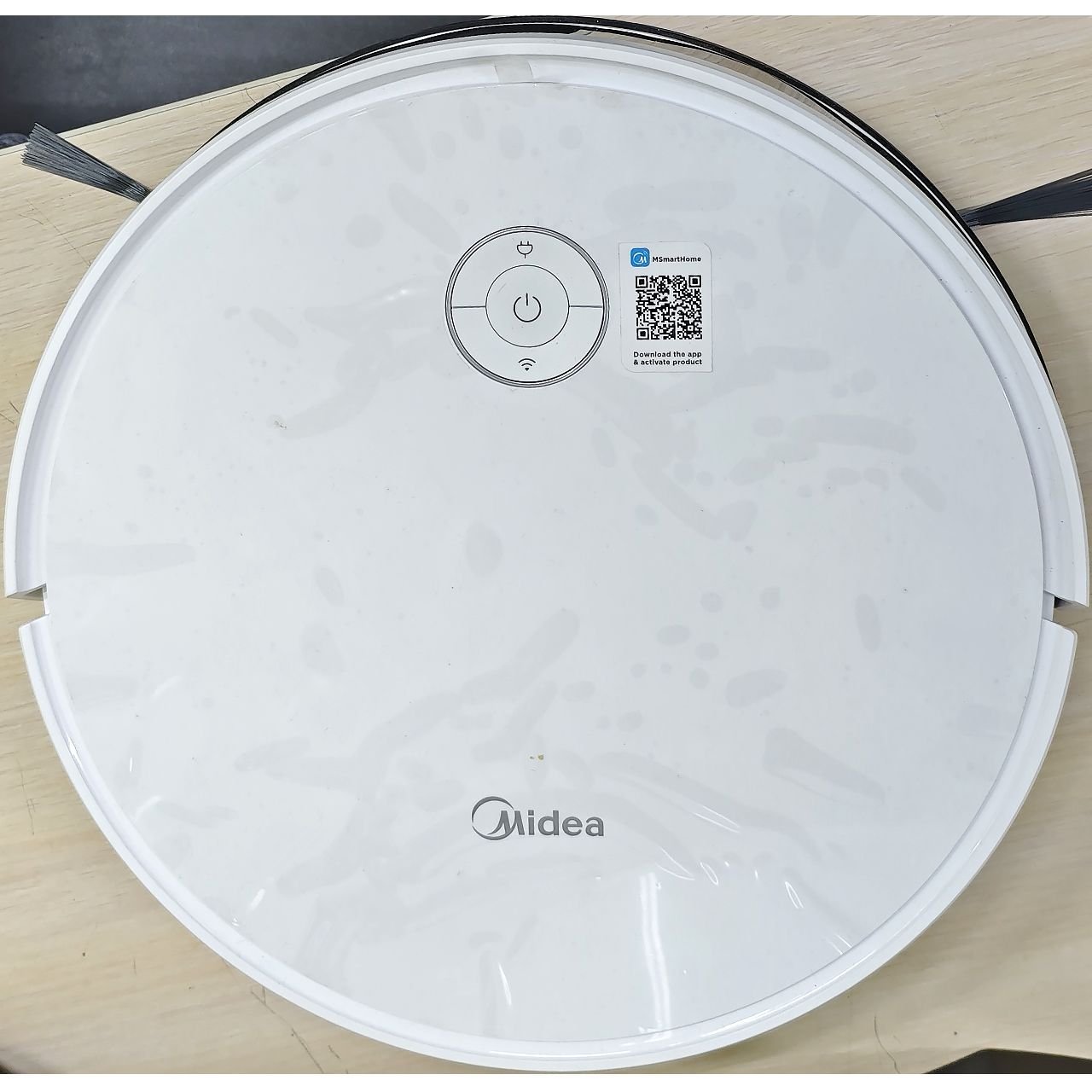 Робот пылесос Midea мощностью 1400 Вт