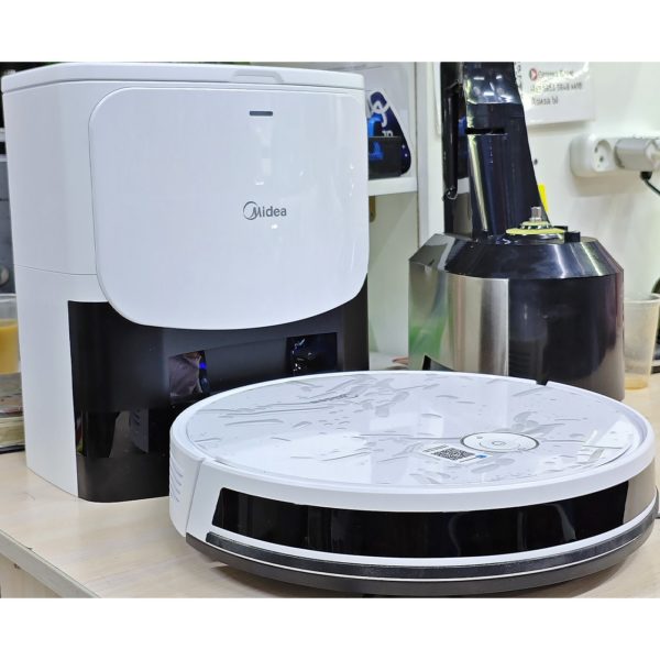 Робот пылесос Midea мощностью 1400 Вт