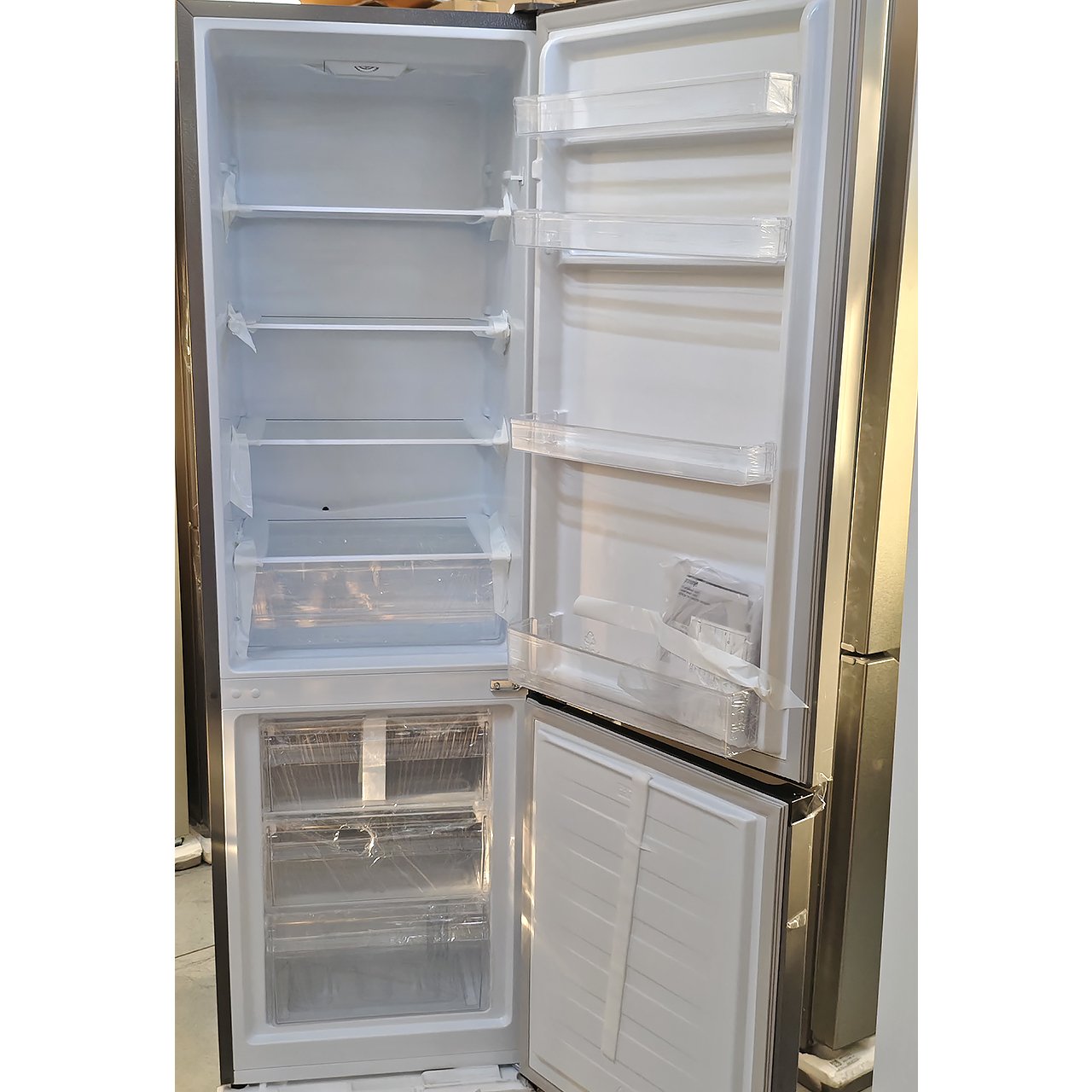 Холодильник двухкамерный Gorenje 269 литров