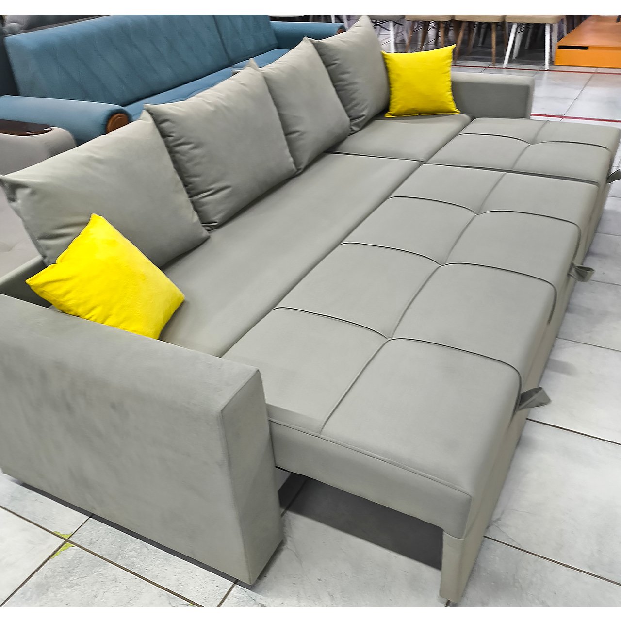 Диван Минзилия