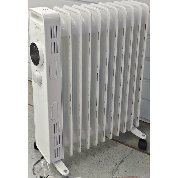 Масляный обогреватель Midea мощностью 3000 Вт