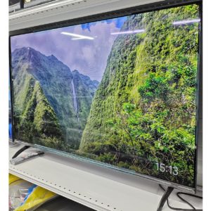 Телевизор Skyworth FullHD 110 см