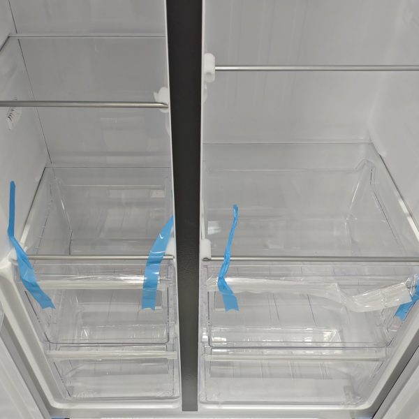 Холодильник side-by-side Snowcap 521 литр