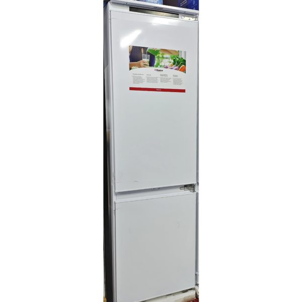 Встраиваемый двухкамерный холодильник Hansa 241 литр