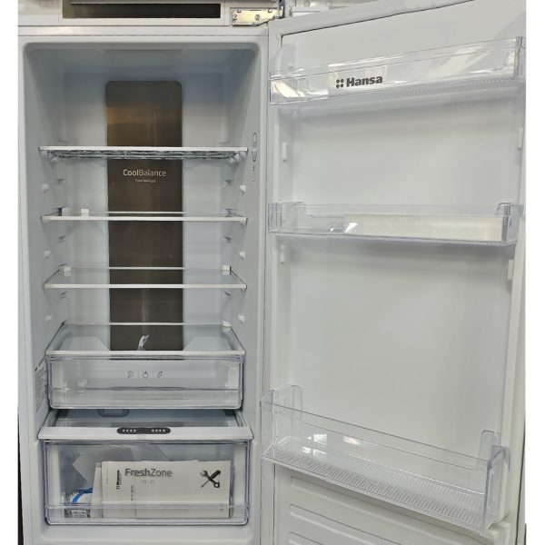 Встраиваемый двухкамерный холодильник Hansa 241 литр