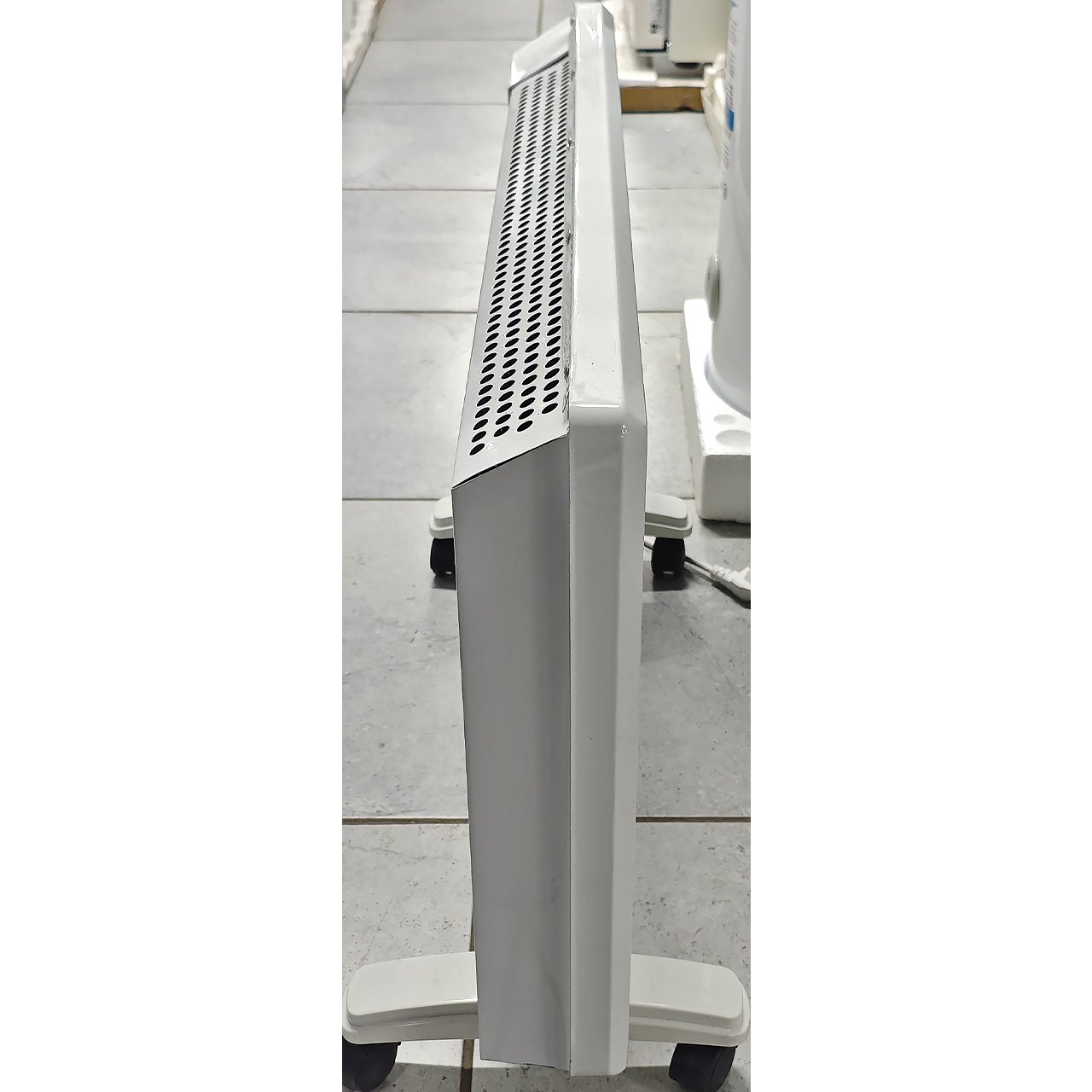 Конвекторный обогреватель Zerten мощностью 2000 Вт