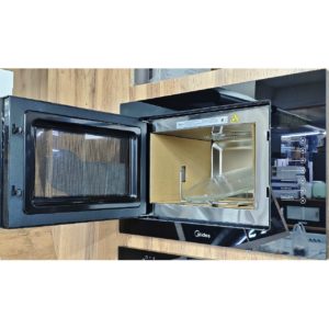 Микроволновка Midea мощностью 1000 Вт