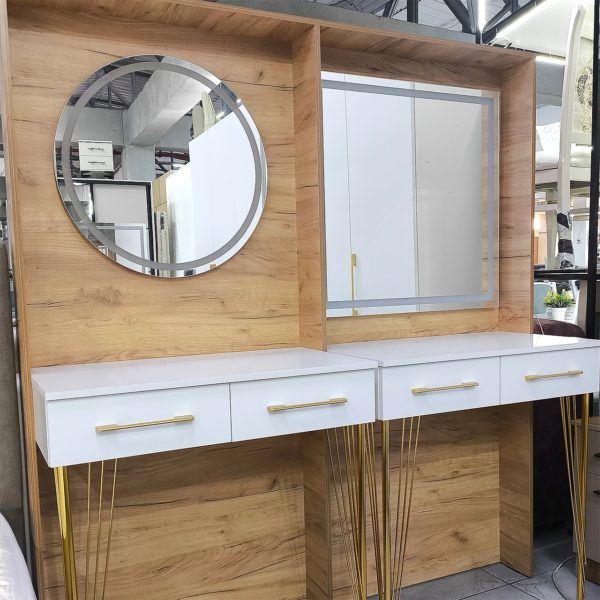 Настенная консоль с зеркалом Эльза