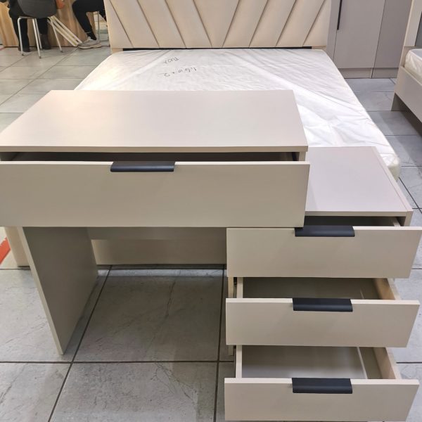 Спальный гарнитур Арман