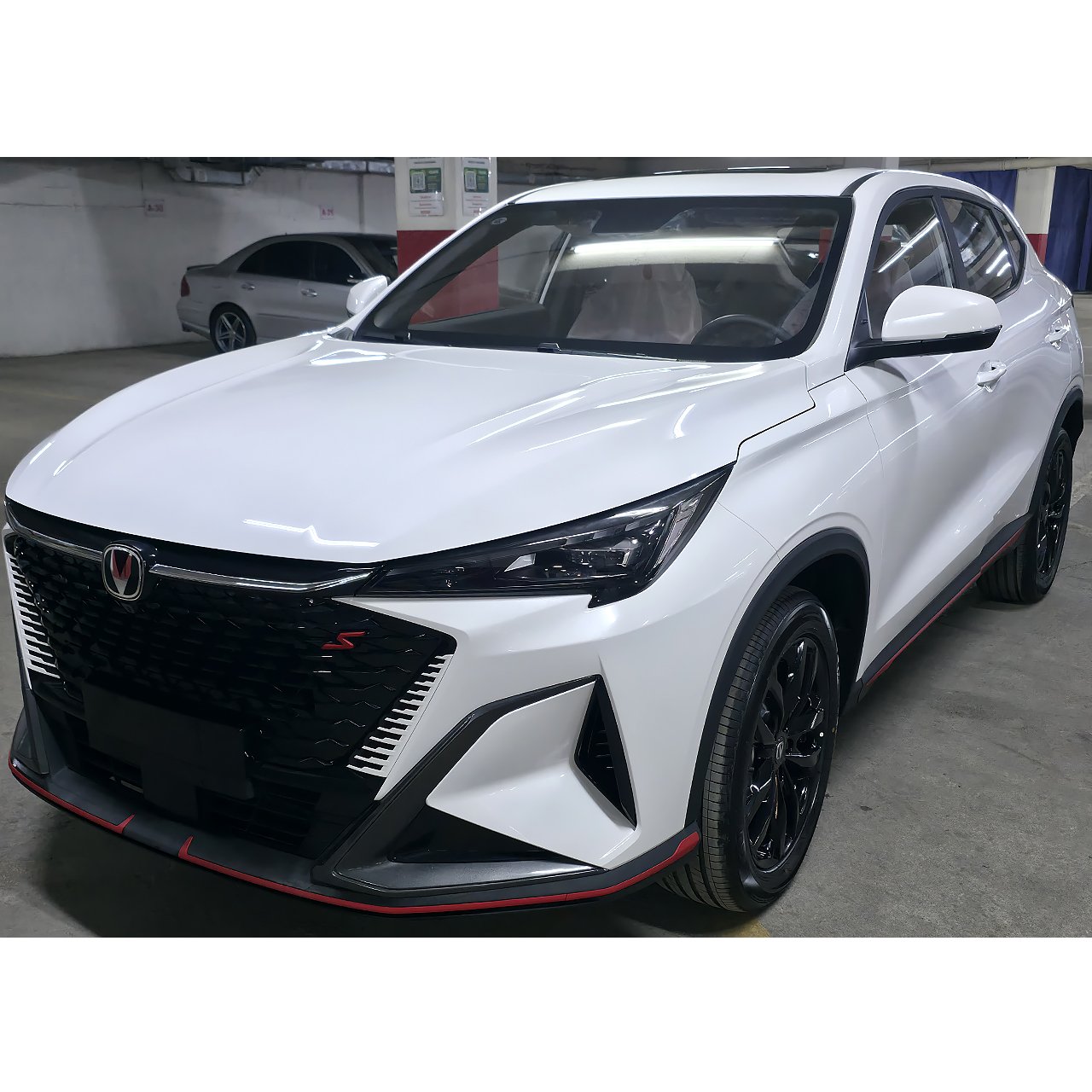 Суперприз лотереи Табылга автомобиль Changan X5 Plus 2025 3