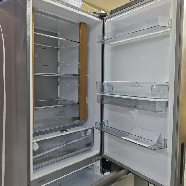 Холодильник двухкамерный Hisense 493 литра