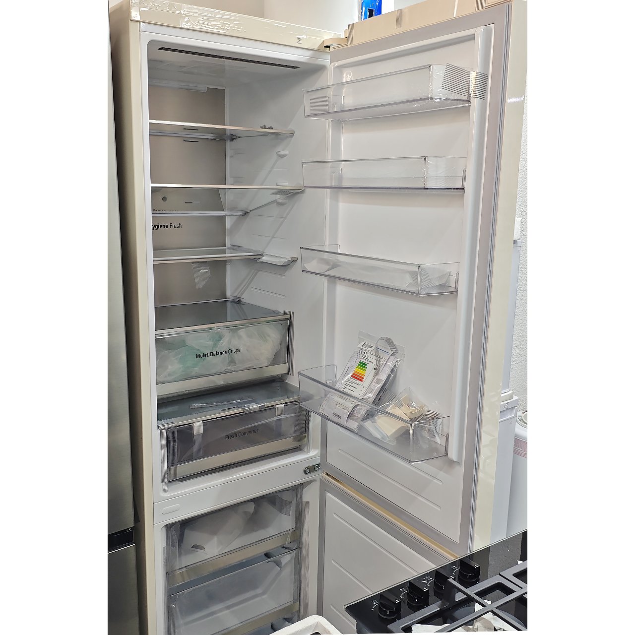 Холодильник двухкамерный LG 387 литров