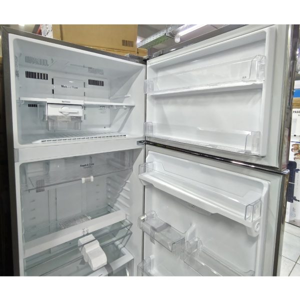 Холодильник двухкамерный LG 547 литров