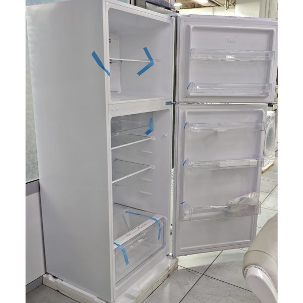 Холодильник двухкамерный Snowcap 420 литров