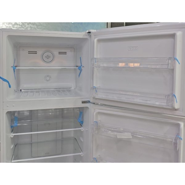 Холодильник двухкамерный Snowcap 420 литров