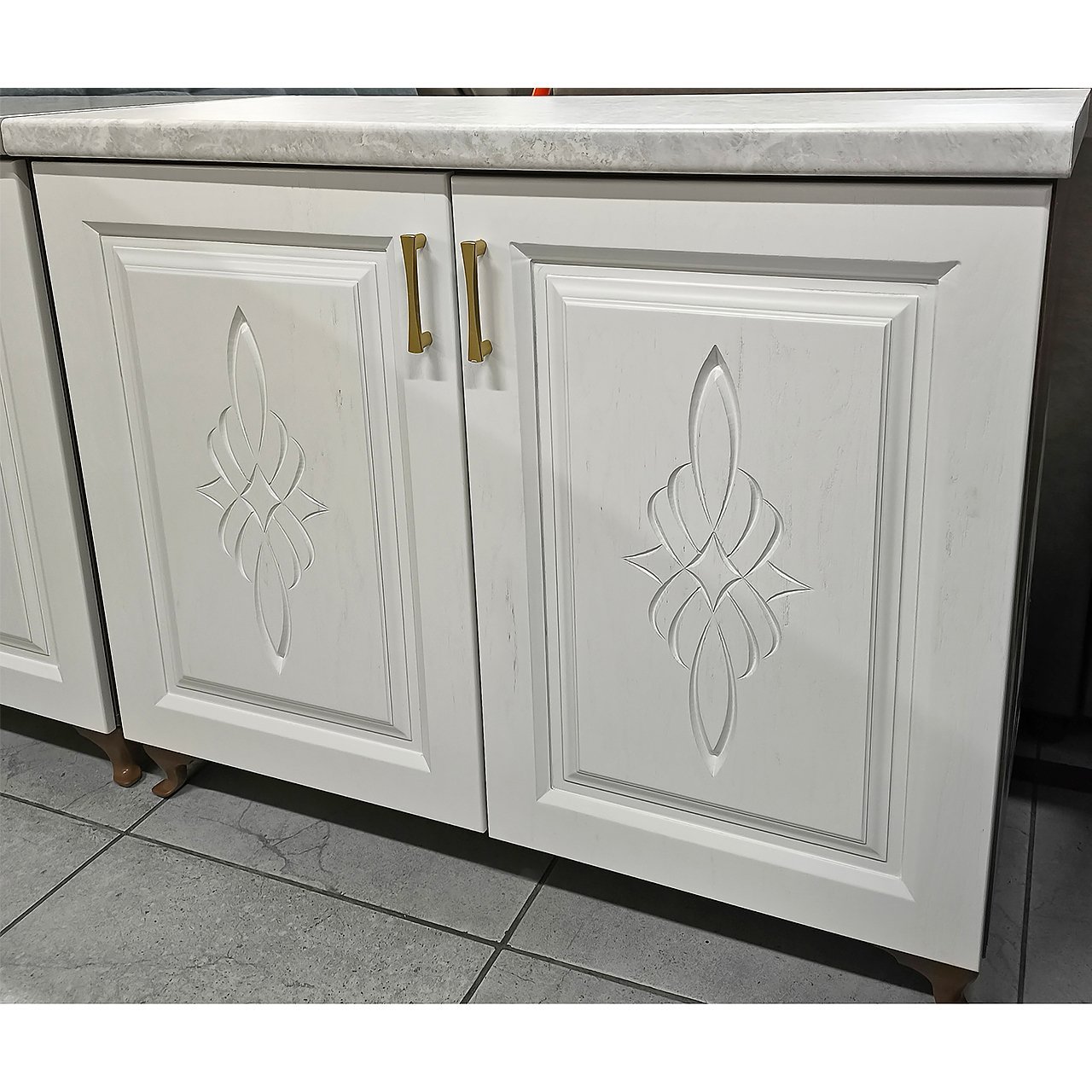 Банкетница Карина