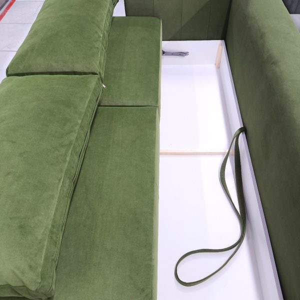 Диван Келли (2025)