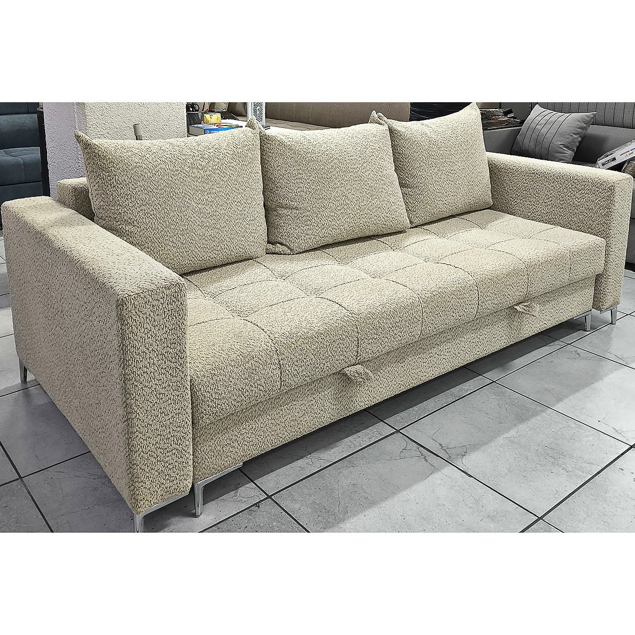 Диван Нагима