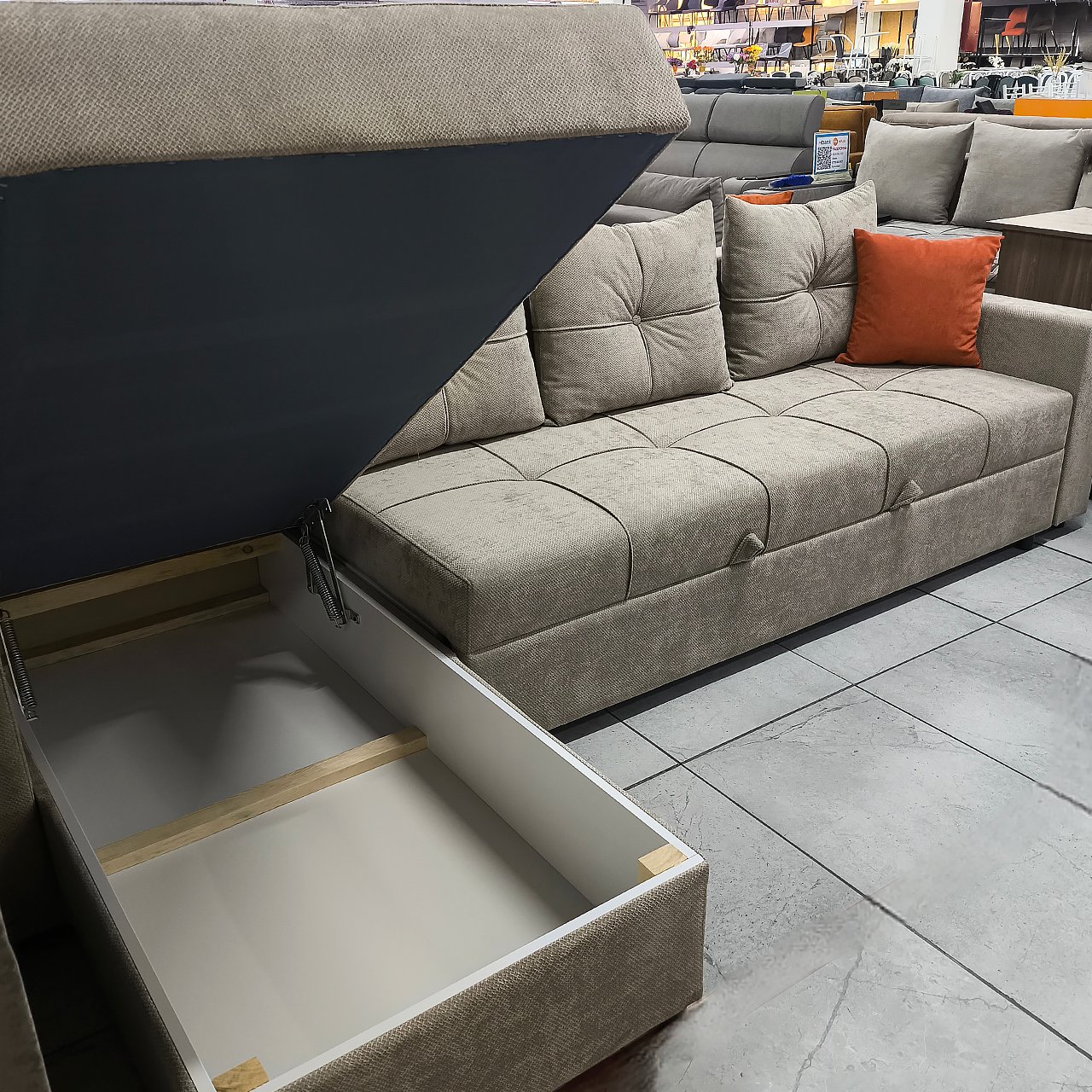 Диван угловой Алия с лежаком