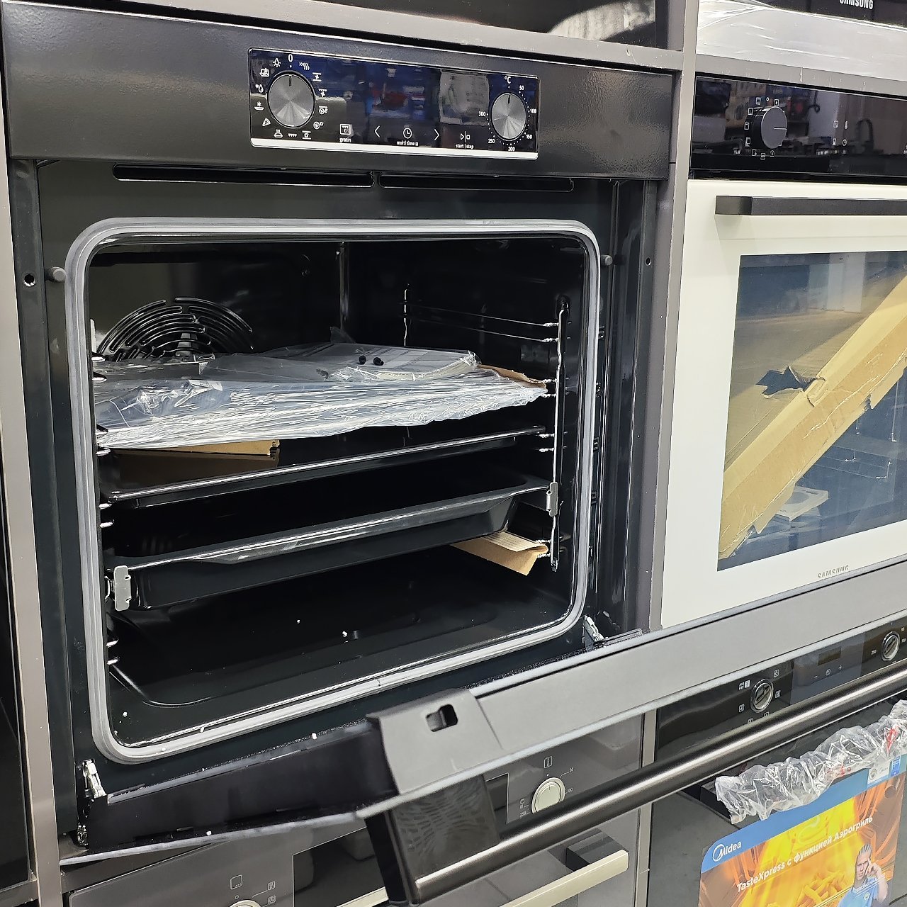 Духовой шкаф Gorenje объемом 70 литров