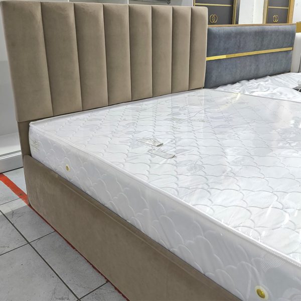 Кровать двуспальная Гульниза