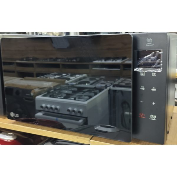 Микроволновка LG мощностью 700 Вт
