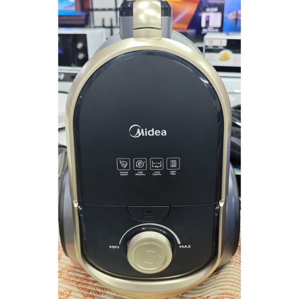 Пылесос Midea мощностью 2400 Вт