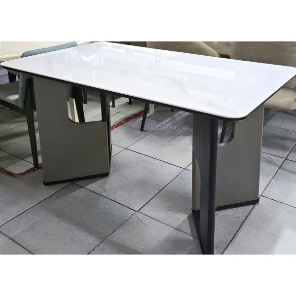 Стол Алтынай