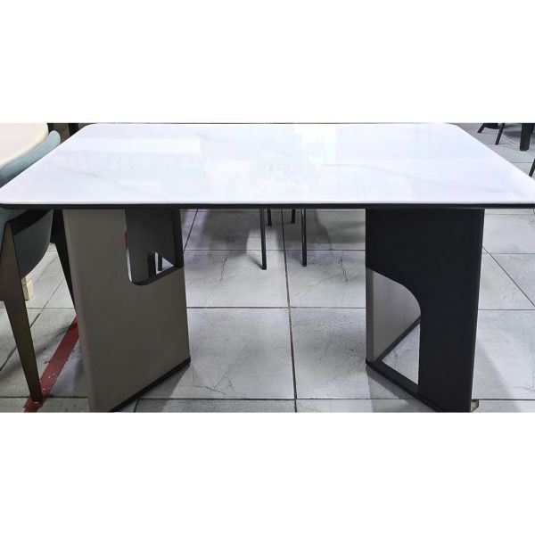 Стол Алтынай