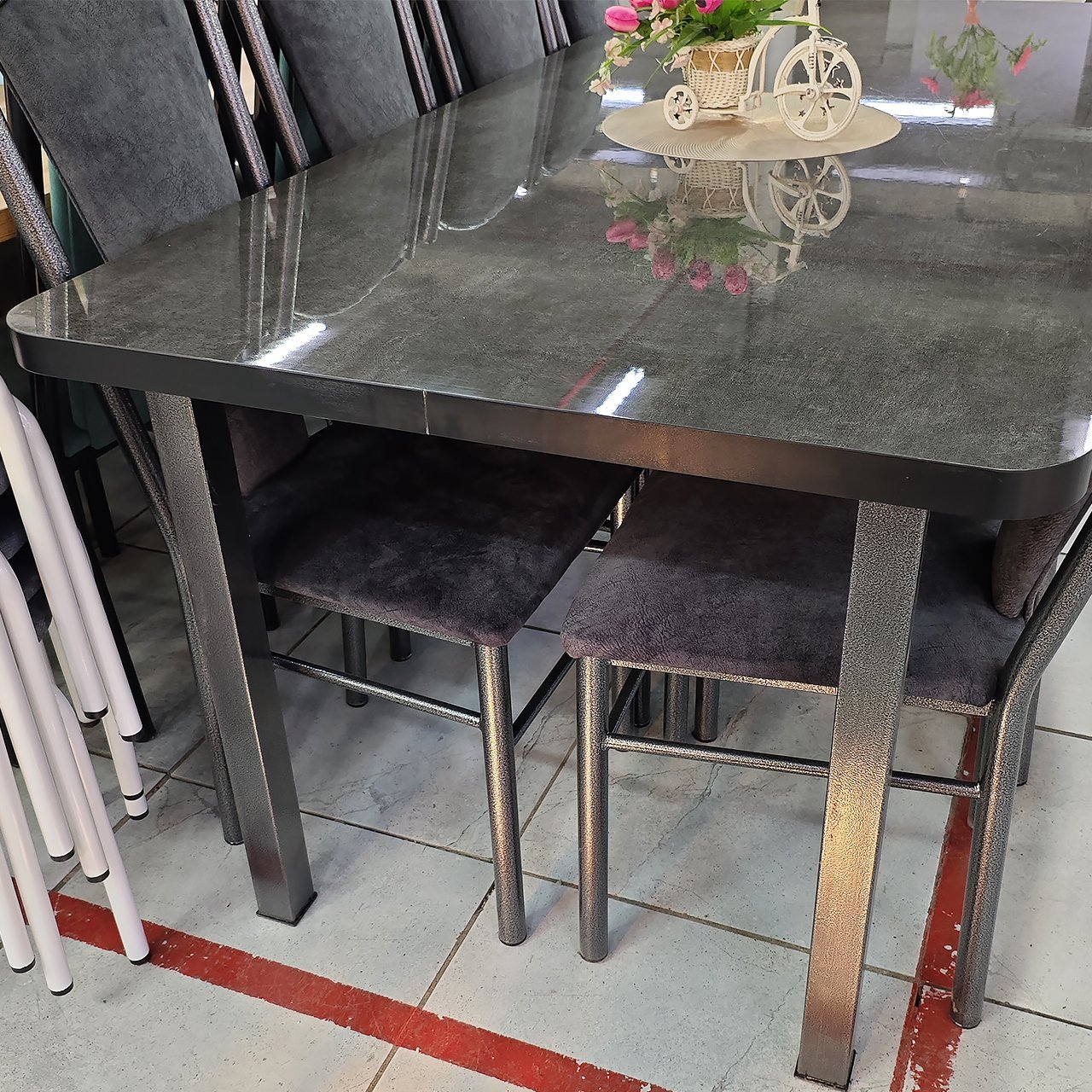 Стол со стульями Анатай