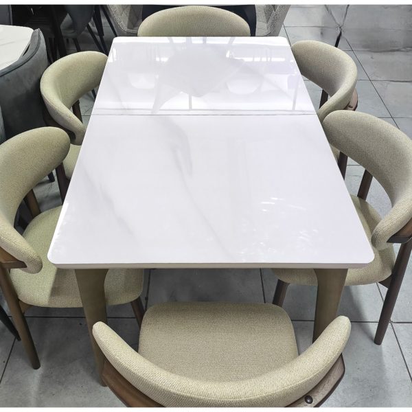 Стол со стульями Владлена (2025)