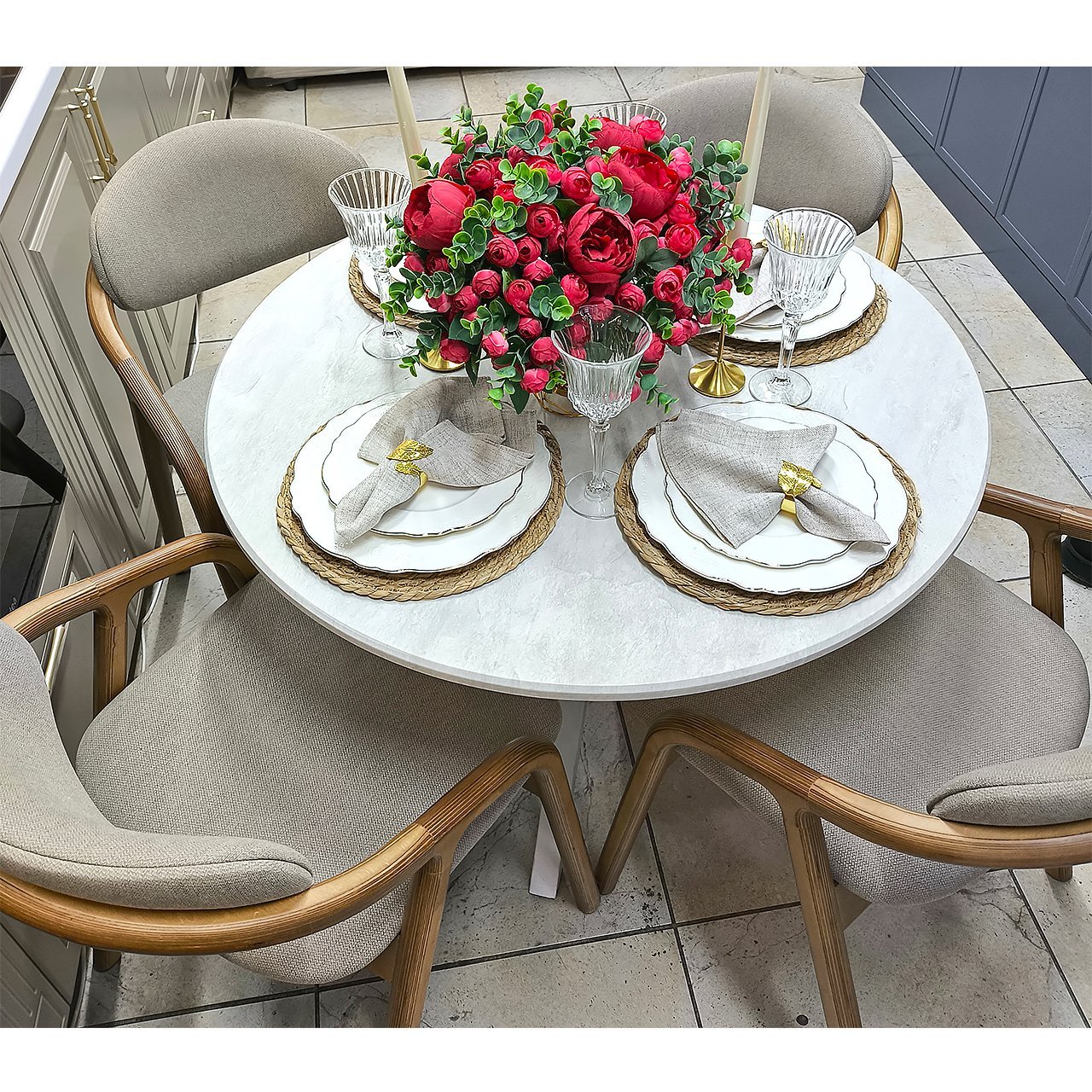 Стол со стульями Роксолана