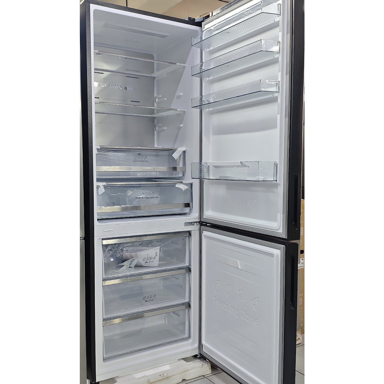 Холодильник двухкамерный Hisense 456 литров