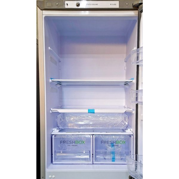 Холодильник двухкамерный Бирюса 250 литров